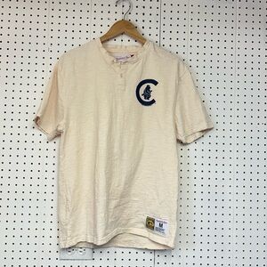 Mitchell & Ness Cream Cubs Trowback  Henley Shirt